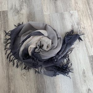 Large Chan Luu woven scarf (100% cashmere)